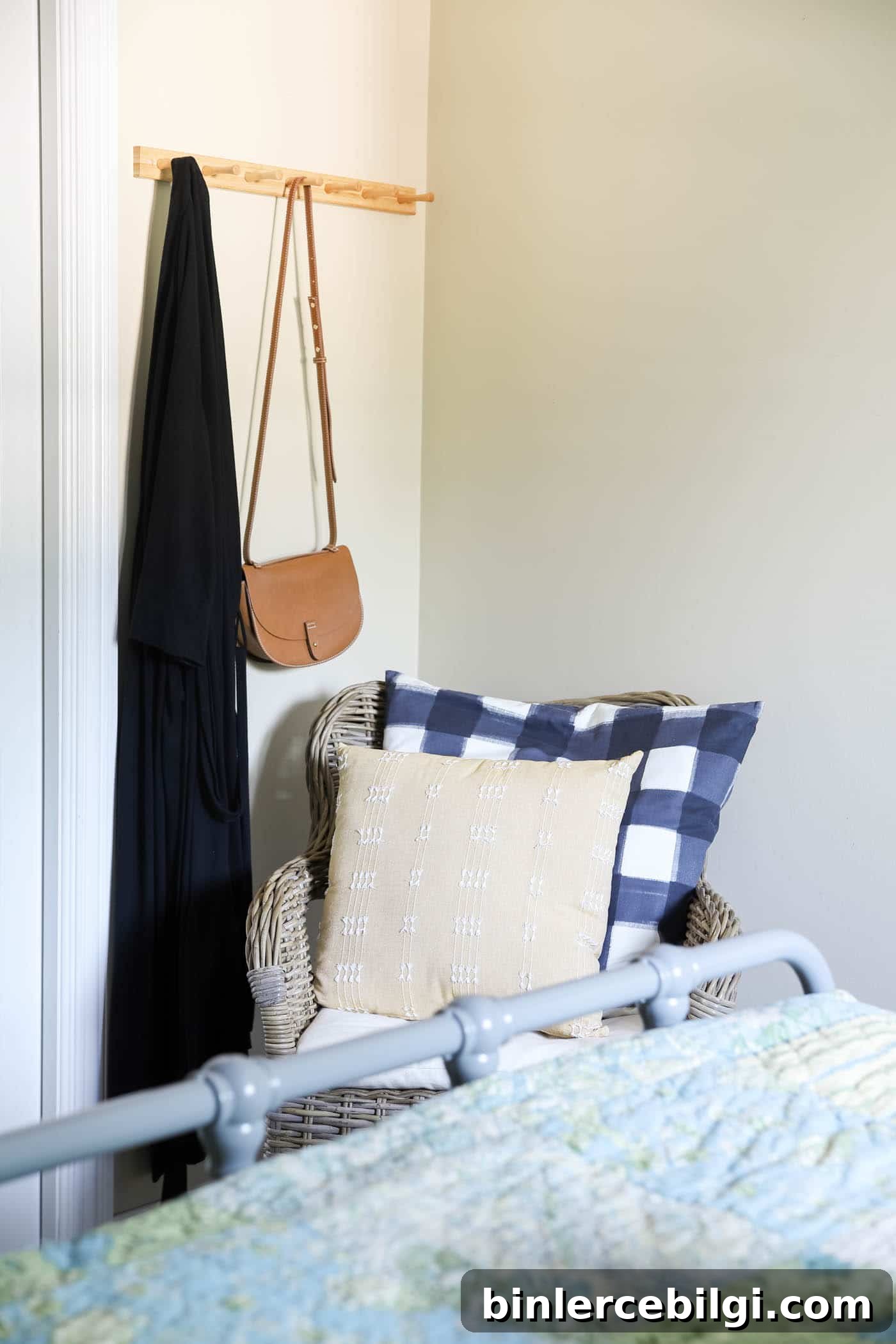 Hooks for hanging a robe or bag for guests