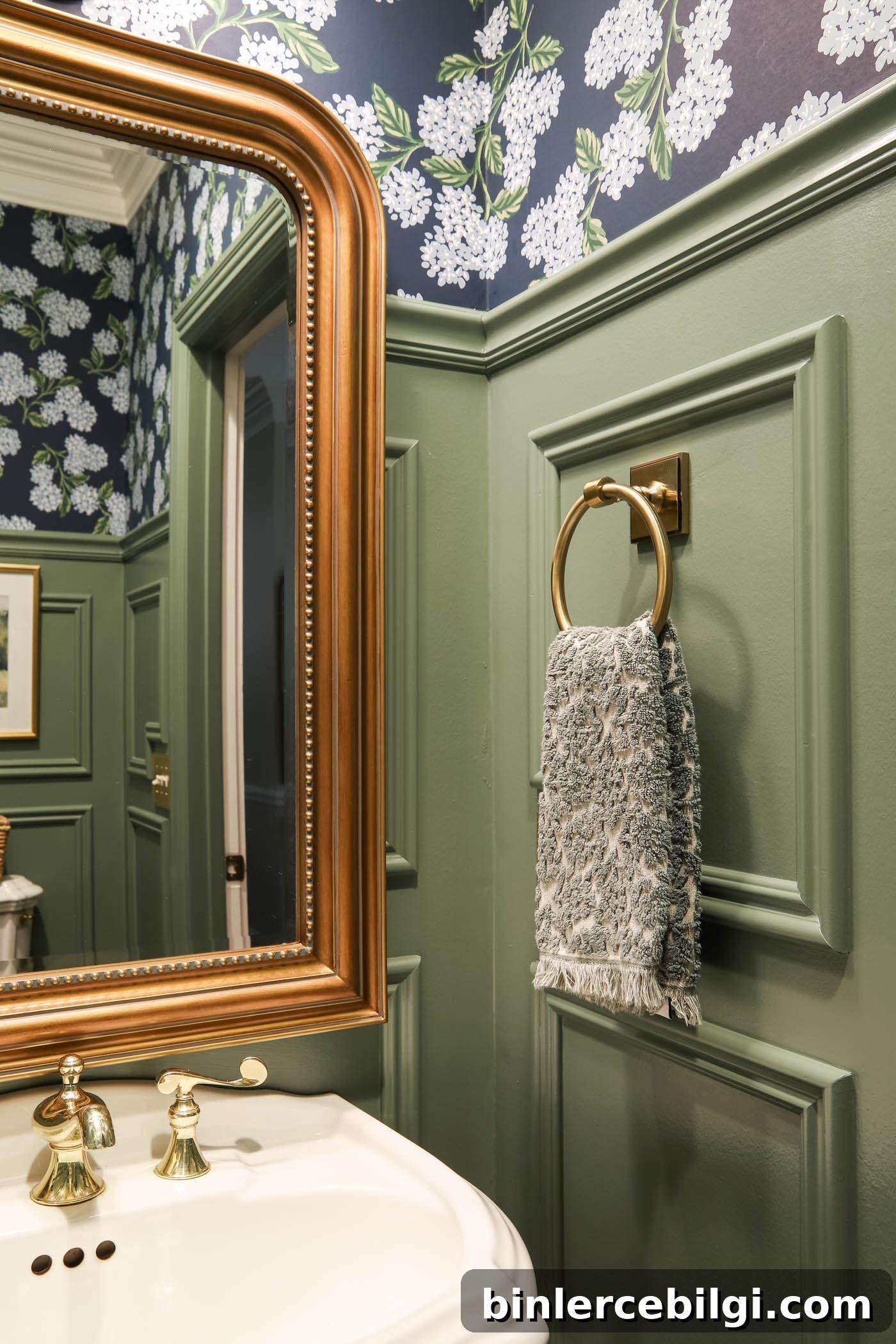 Wall Trim and Molding Ideas: Stylish Designs and Installation Tips 3 Picture Frame Moulding in Calke Green