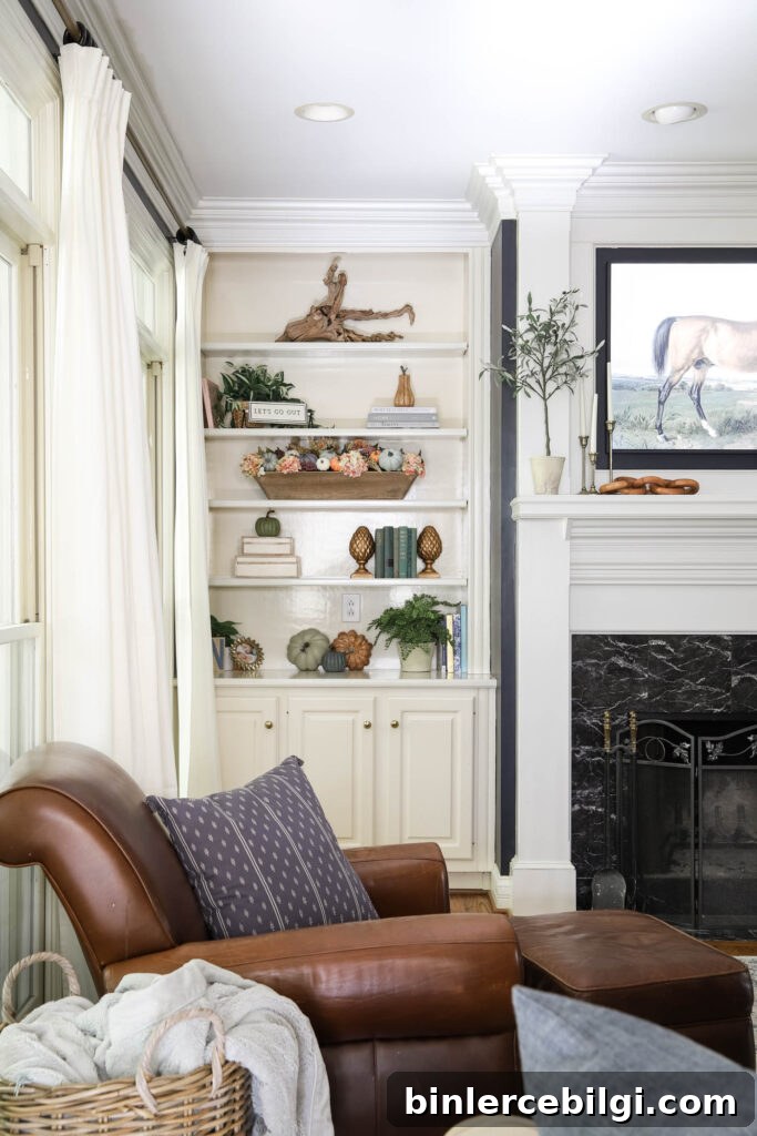 Fall Built-in Bookshelf Decor