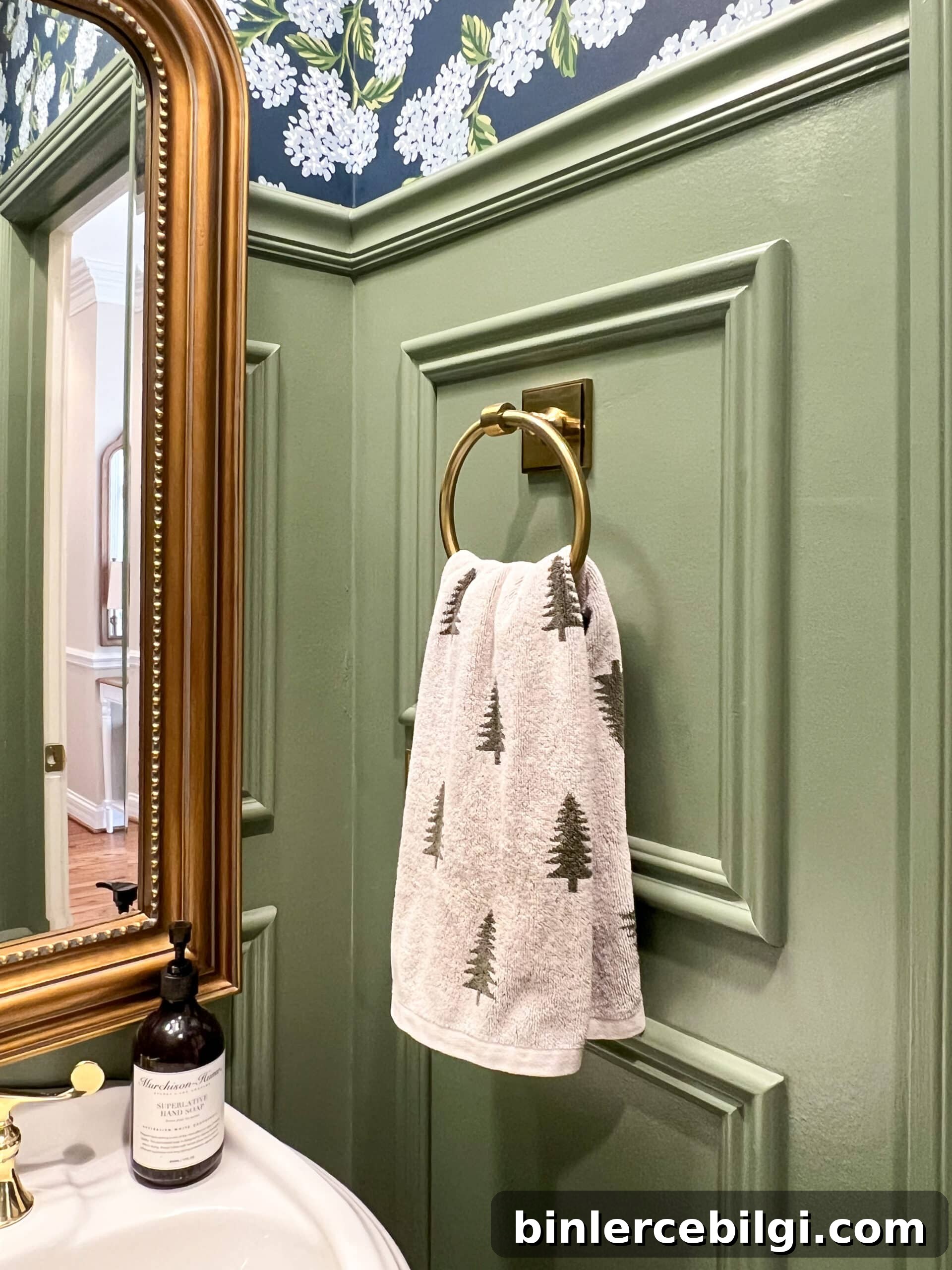 pine tree towel