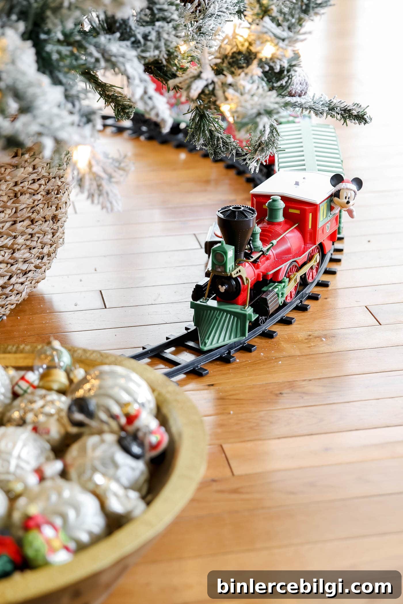 Mickey Mouse Train Set 