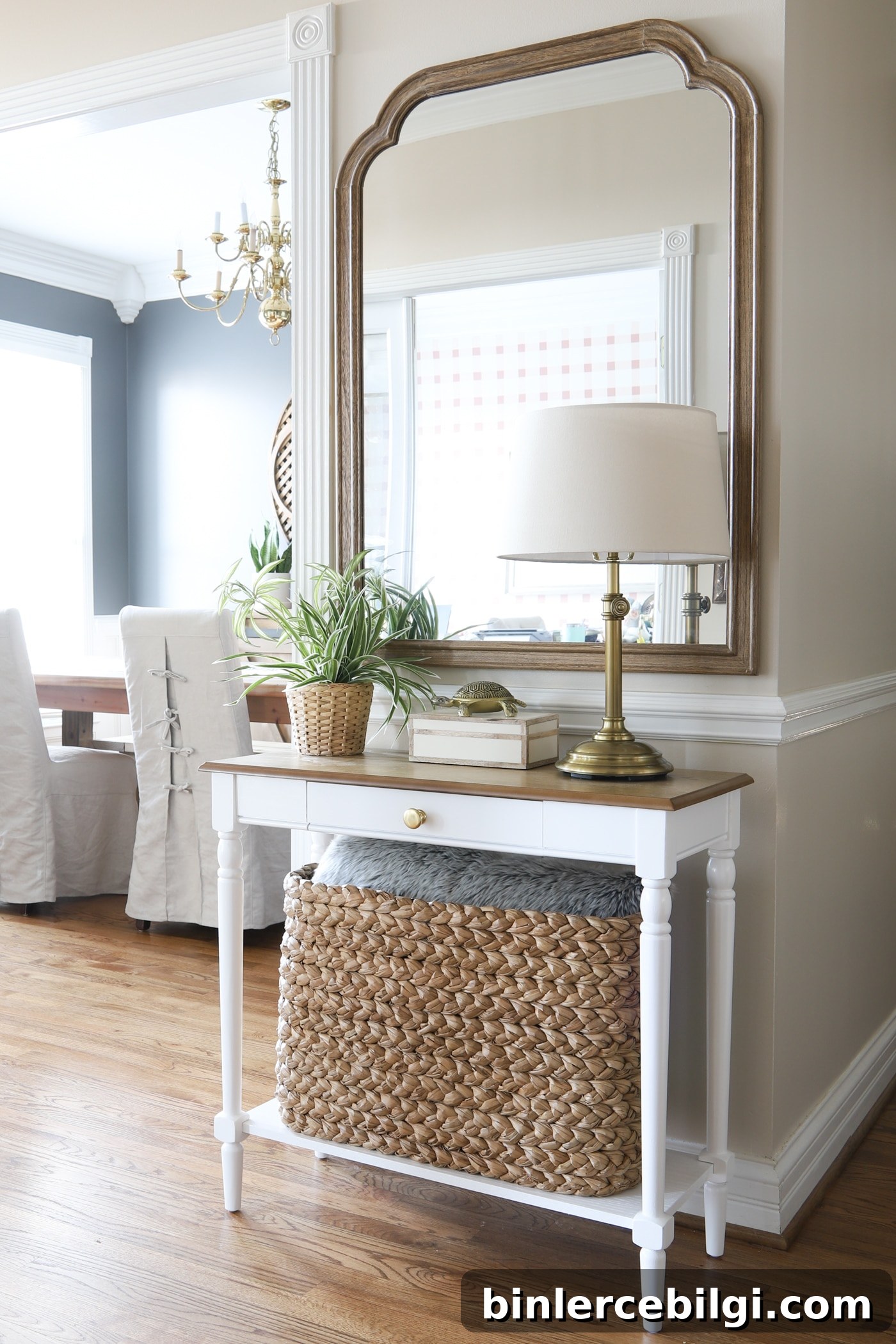 Most-Read Posts of 2021 11 Small Entryway Table in the Foyer