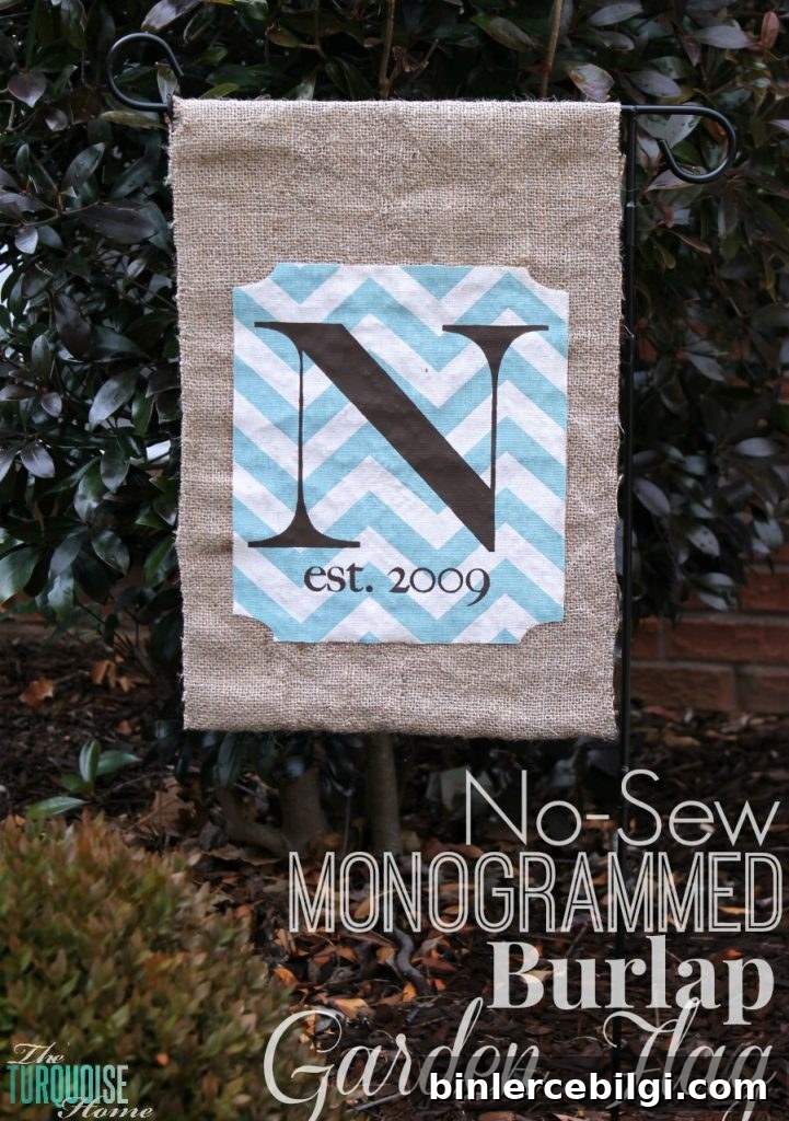 No-Sew Burlap Monogrammed Garden Flag {full tutorial}