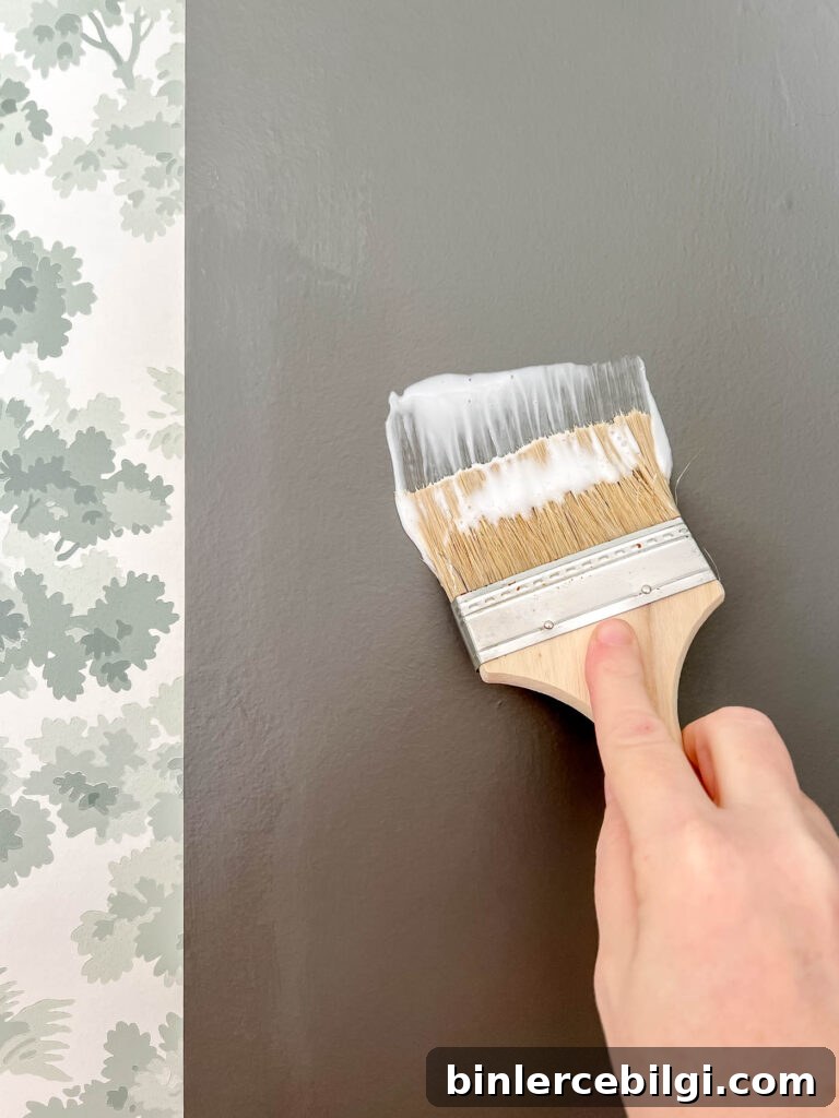 Apply the paste to the wall
