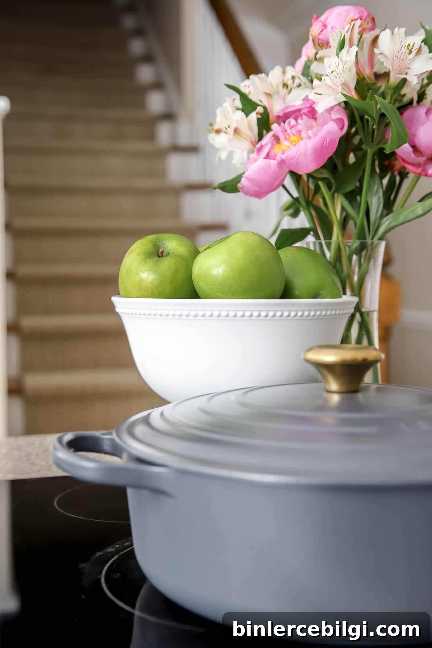 Large Dutch Oven and Fruit Bowl on Kitchen Island