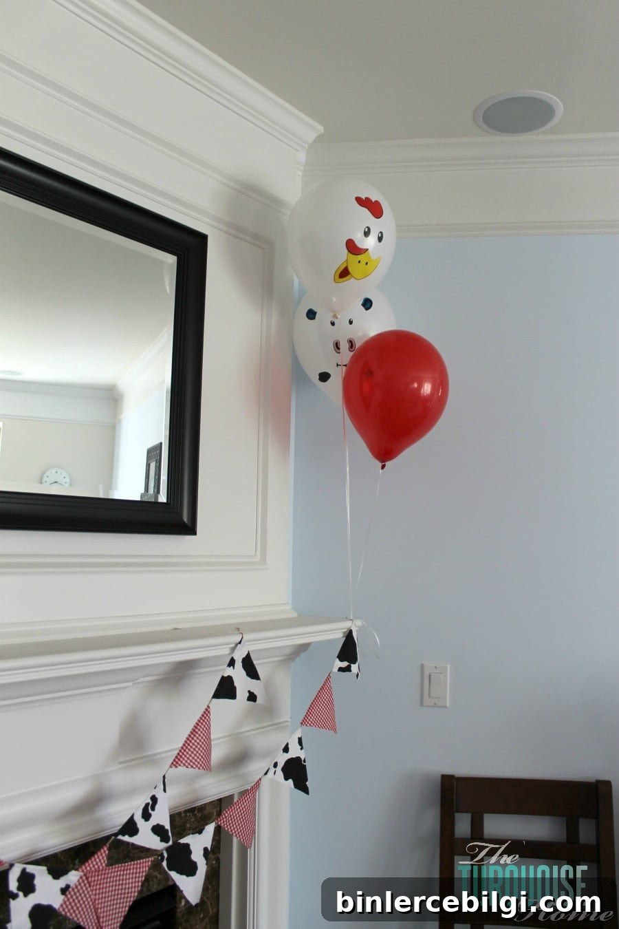 Barnyard Animal Birthday Party {with cute paper banner tutorial} #diy #party #barnyard