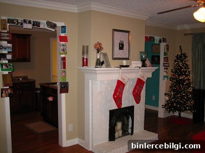 Christmas Fireplace Mantel
