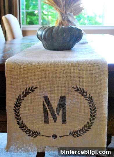 DIY Burlap Table Runner