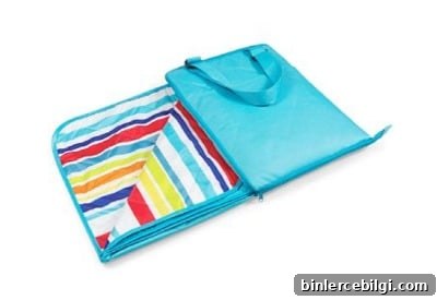 What to Take to the Beach with a Toddler | TheTurquoiseHome.com