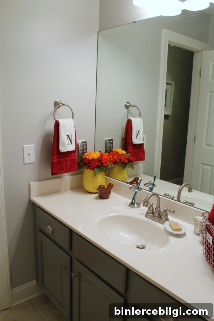 Guest Bathroom with Oyster Pearl from Clark+Kensington