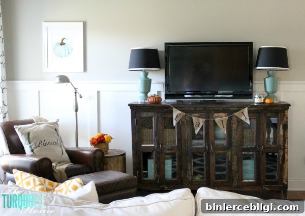 Turquoise and Orange Fall Home Tour | TheTurquoiseHome.com