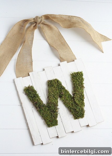 Moss Pallet Sign