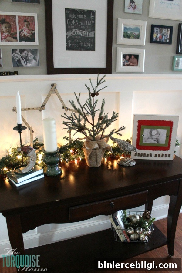 Simple Winter and Christmas Decor in the Living Room | TheTurquoiseHome.com