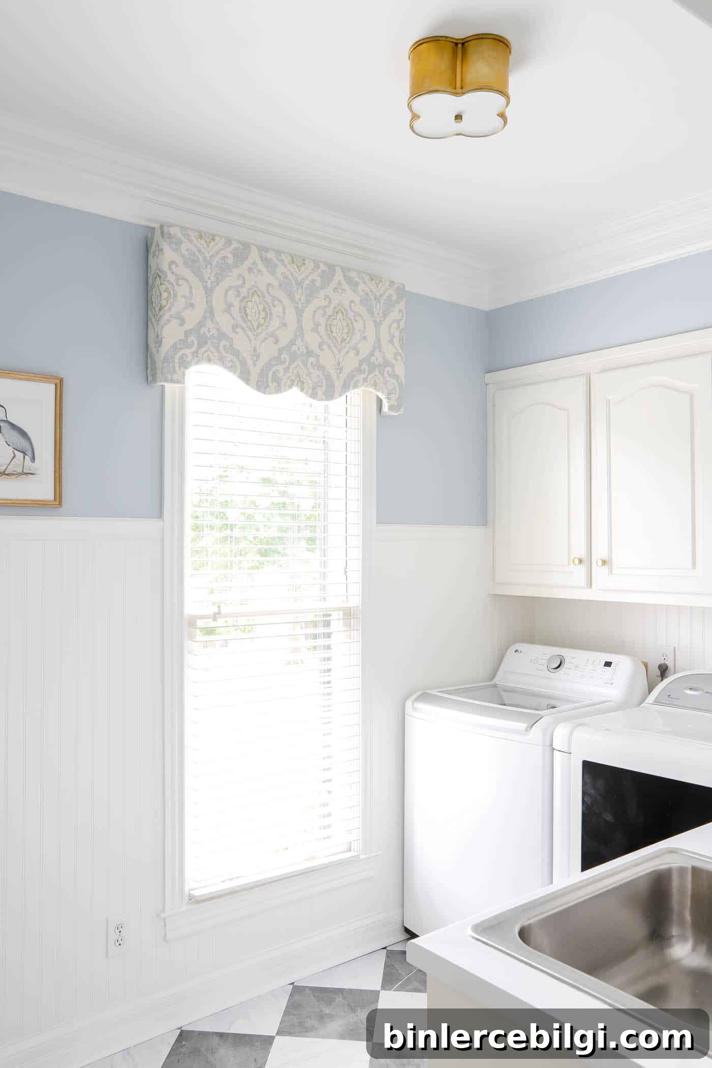 25 Timeless Interior Design Ideas to Last a Lifetime 7 blue and white laundry room makeover