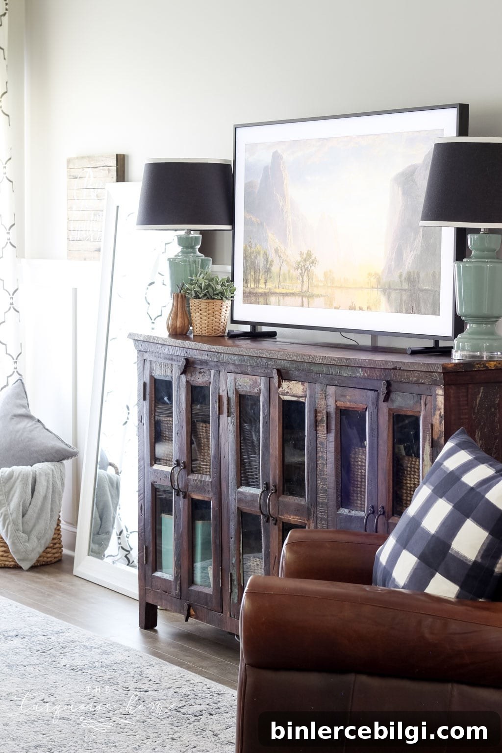 Fall living room with Samsung Frame TV 55 inches displaying art