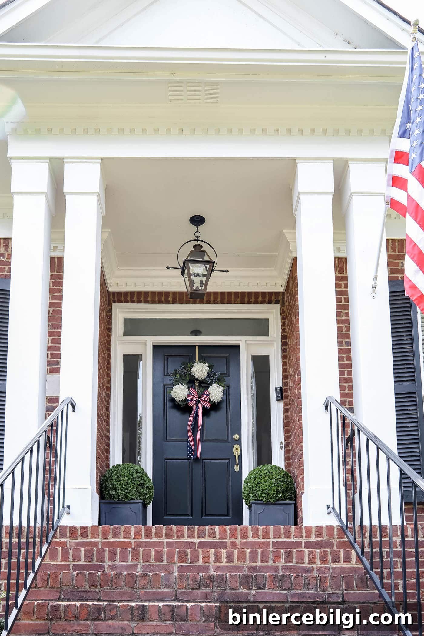 4th of July Wreath and Front Porch