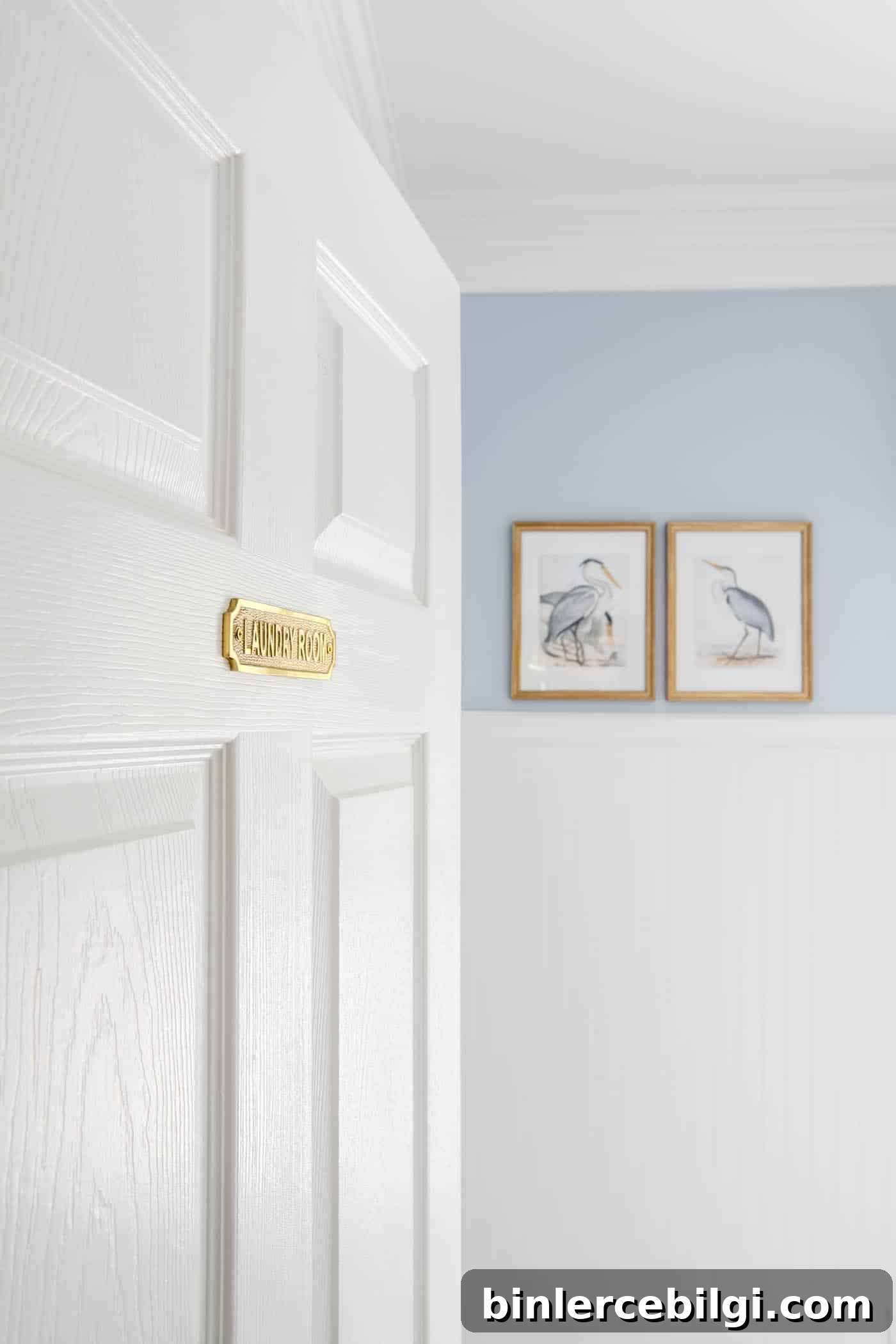 16 Affordable Laundry Room Ideas 15 laundry room sign on the door