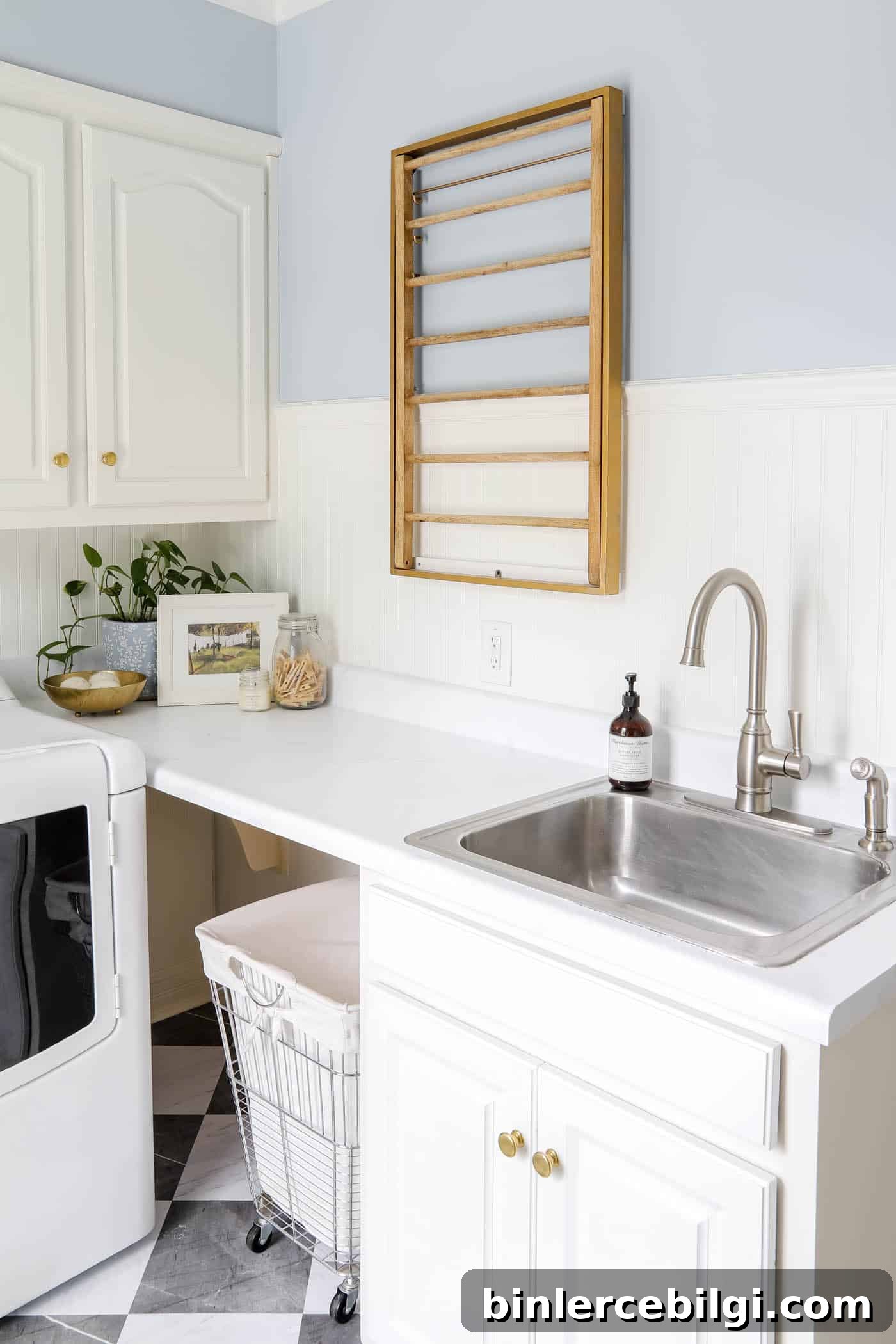 16 Affordable Laundry Room Ideas 16 painted marble countertops in laundry room