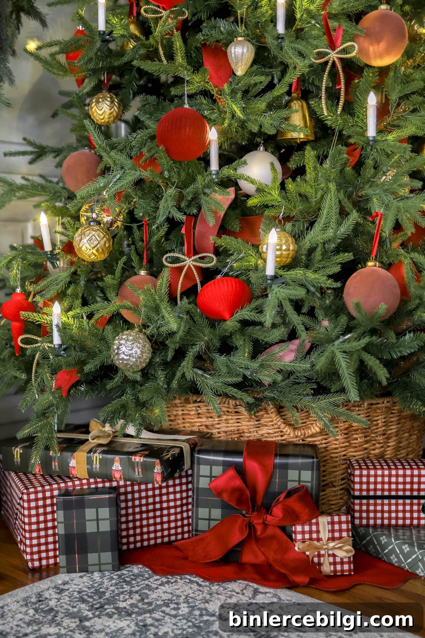 Up close tree skirt and tree basket