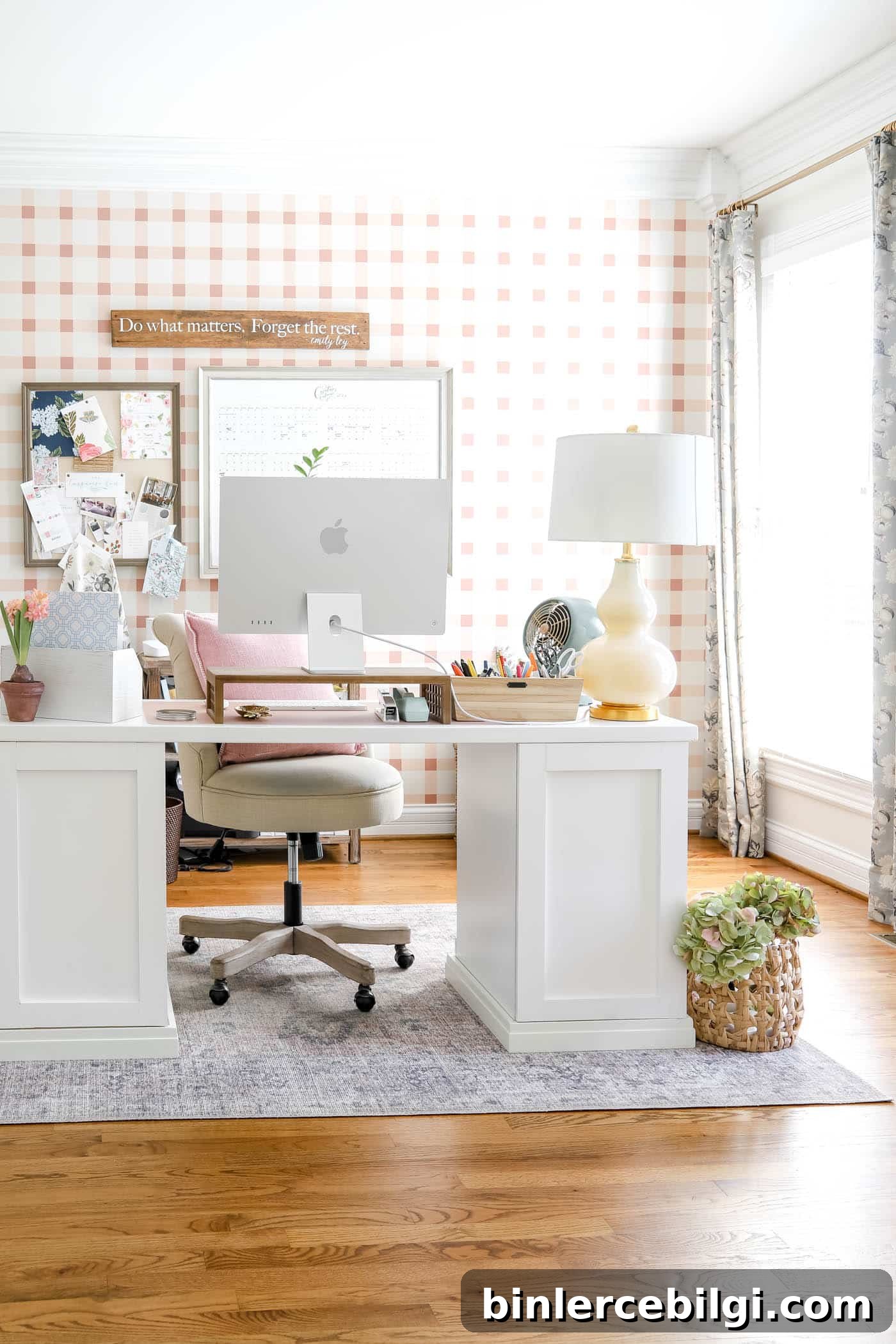 pink and white office