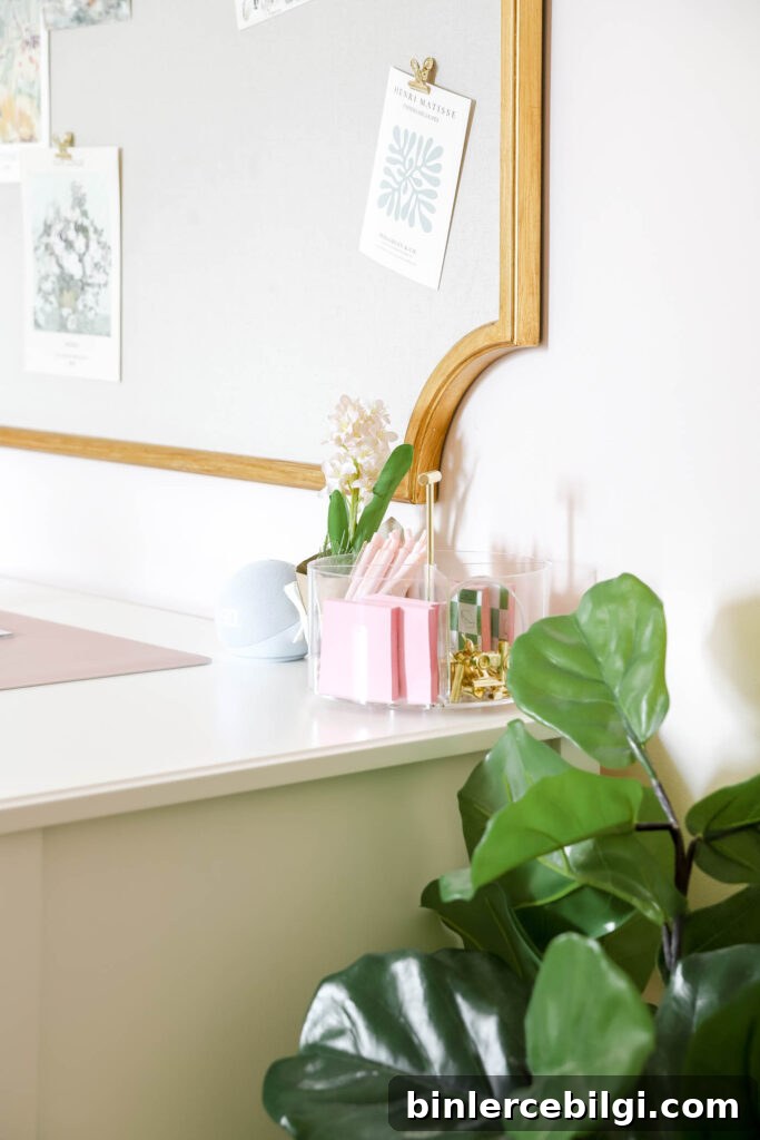 carousel pen storage for desk top.