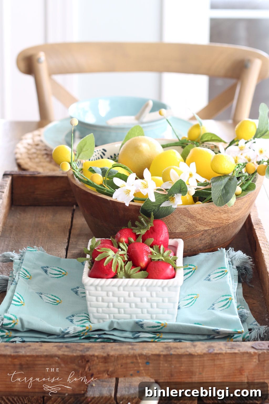 Summer Tablescape Ideas for Al Fresco Entertaining 5 Bowls of fruit for summer or spring table decorations.