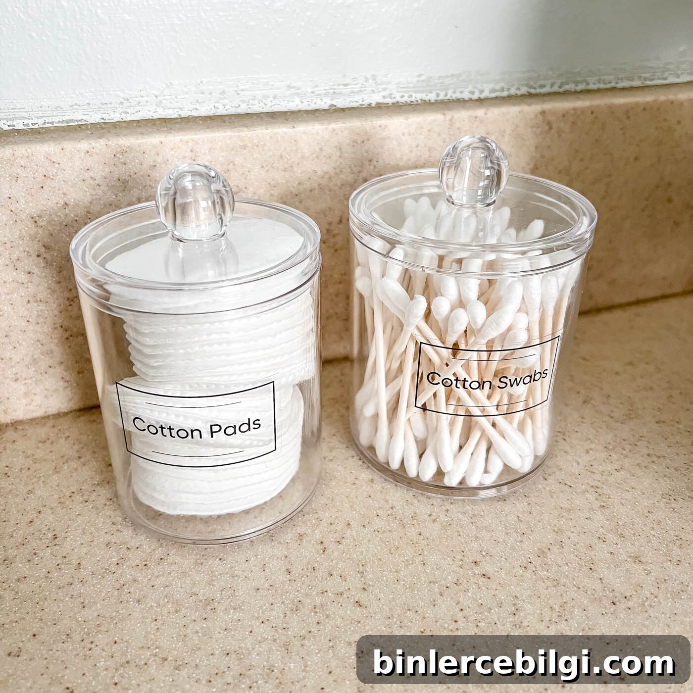 small vessel storage for cotton rounds and cotton swabs.