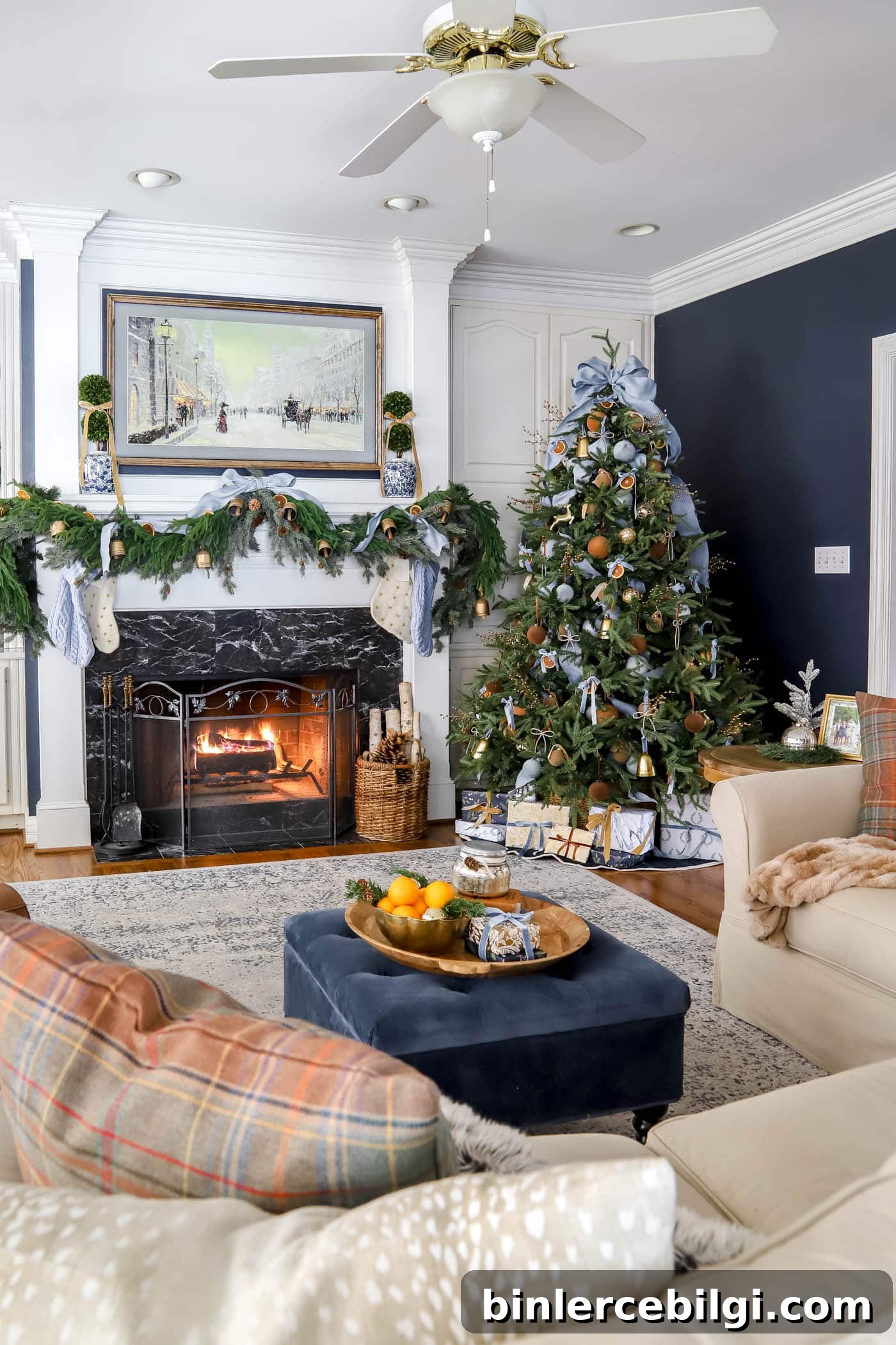 Blue, brown and orange Christmas decor