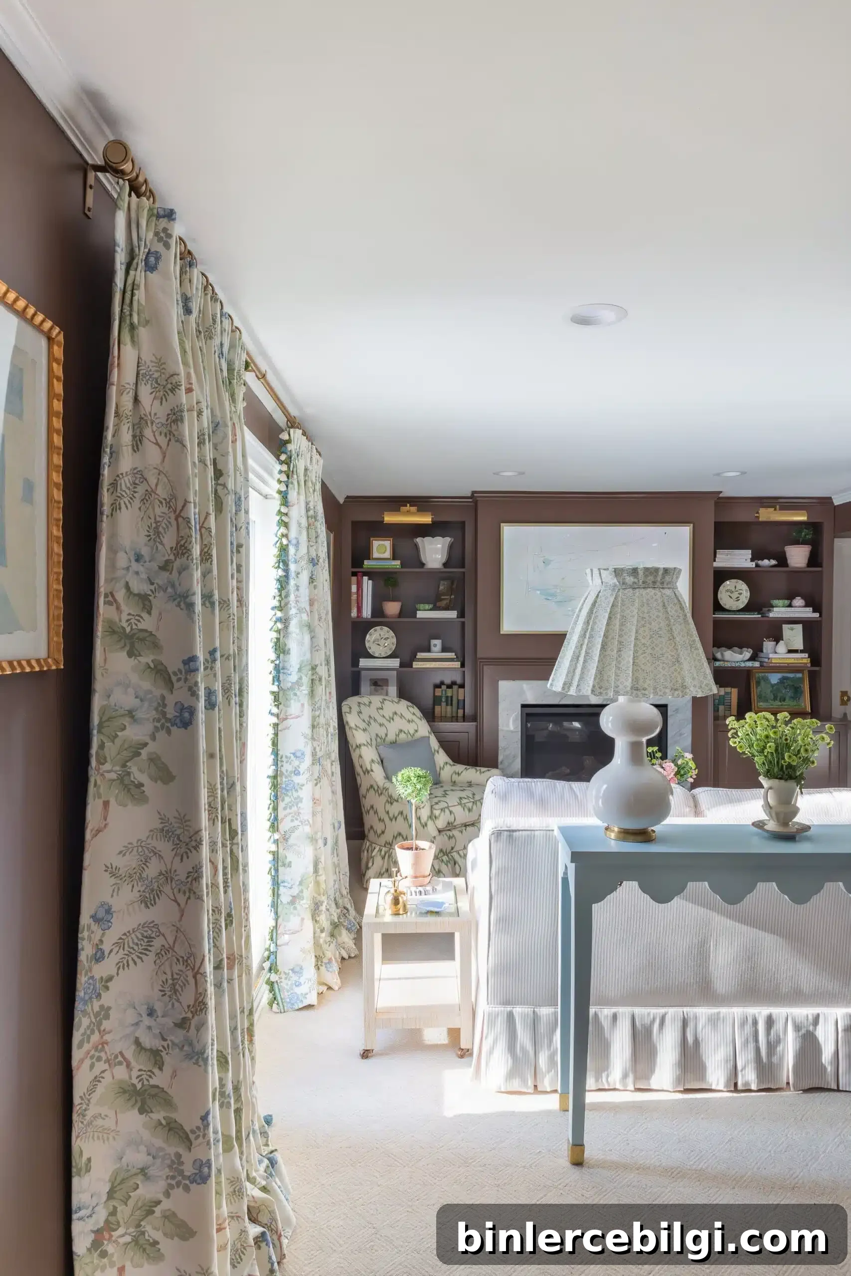 family room painted in Benjamin Moore mocha brown