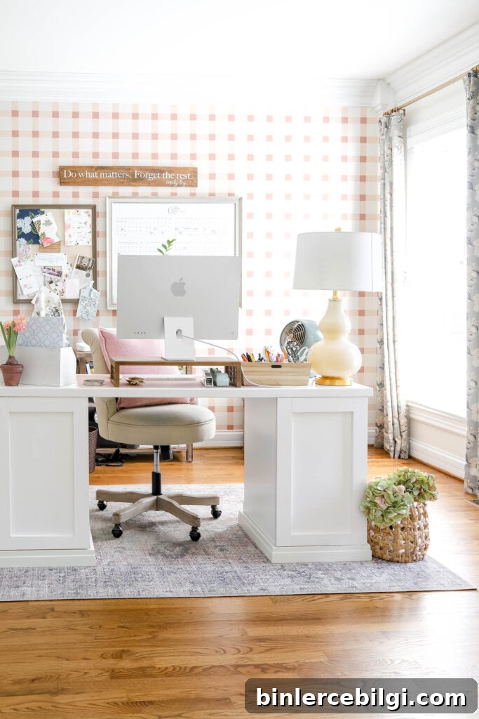 Hydrangea Decor Ideas to Brighten Your Home 8 pink and white office