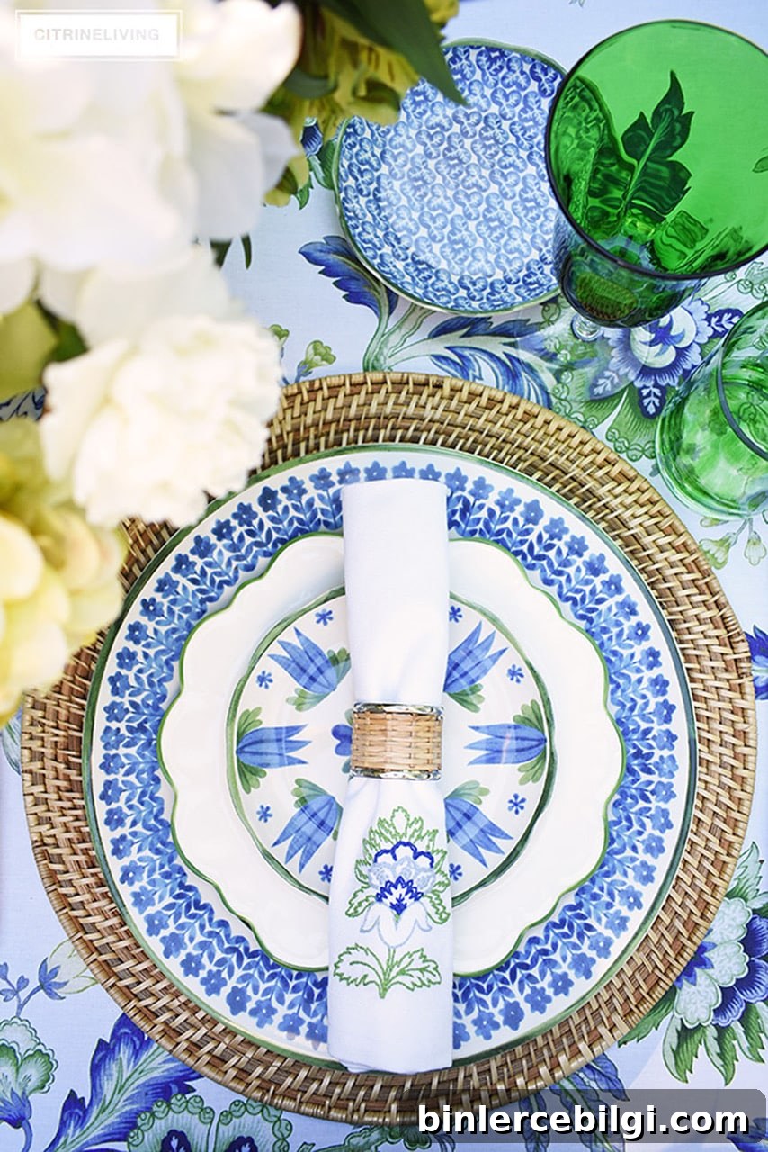 outdoor tablescape from CitrineLiving