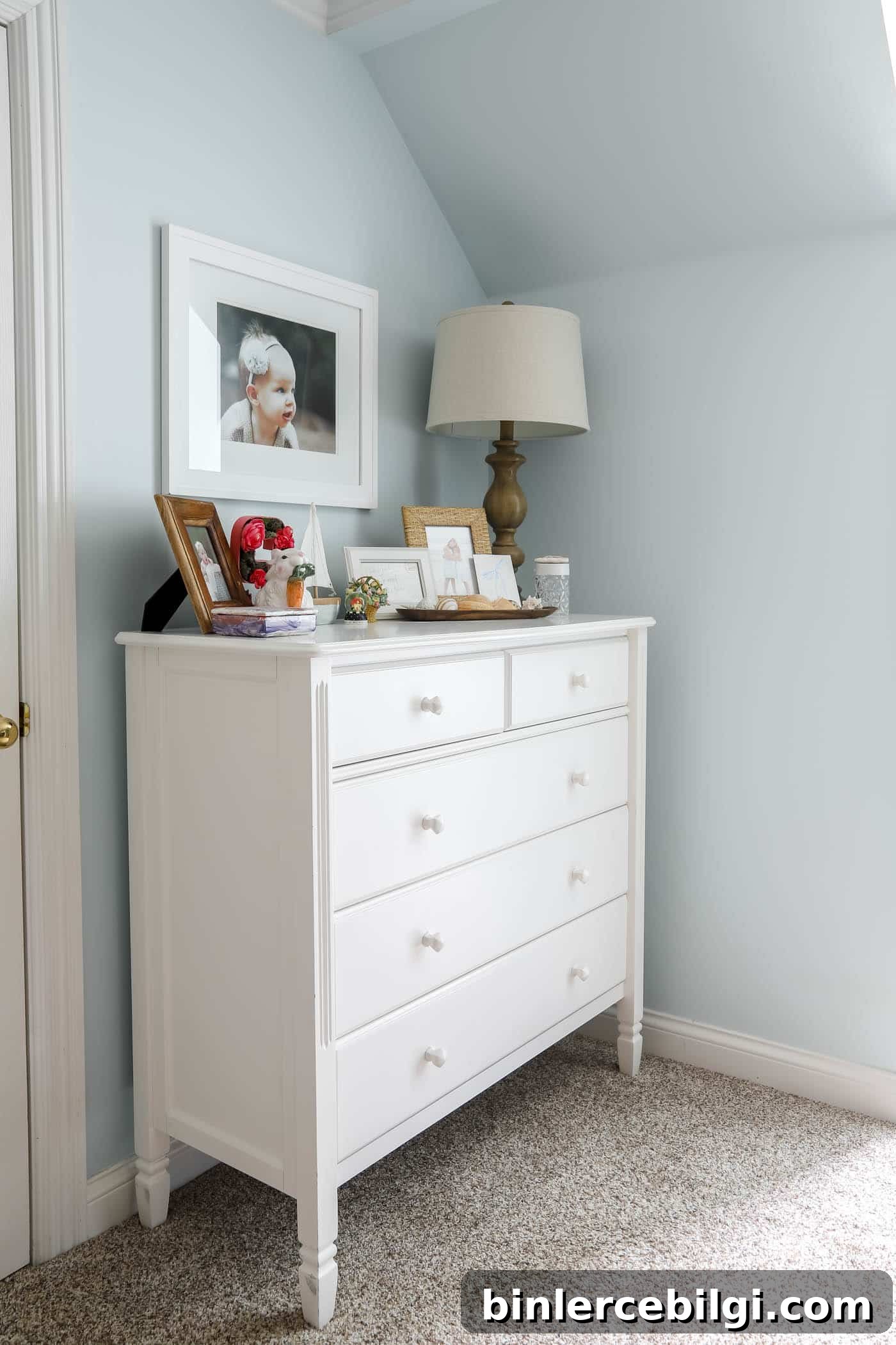 beachy tween girl bedroom clothing dresser.
