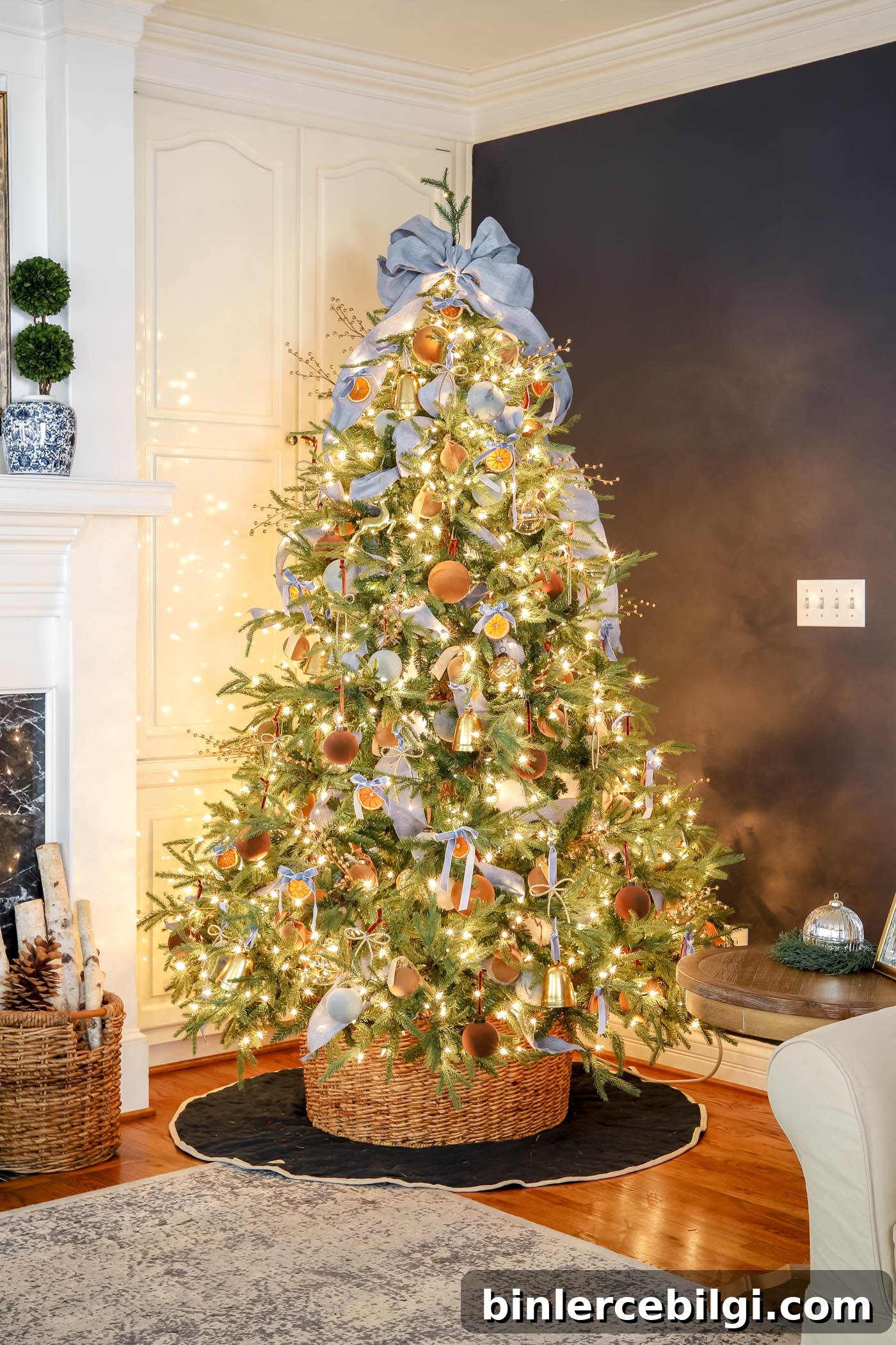 blue, brown and orange Christmas tree.