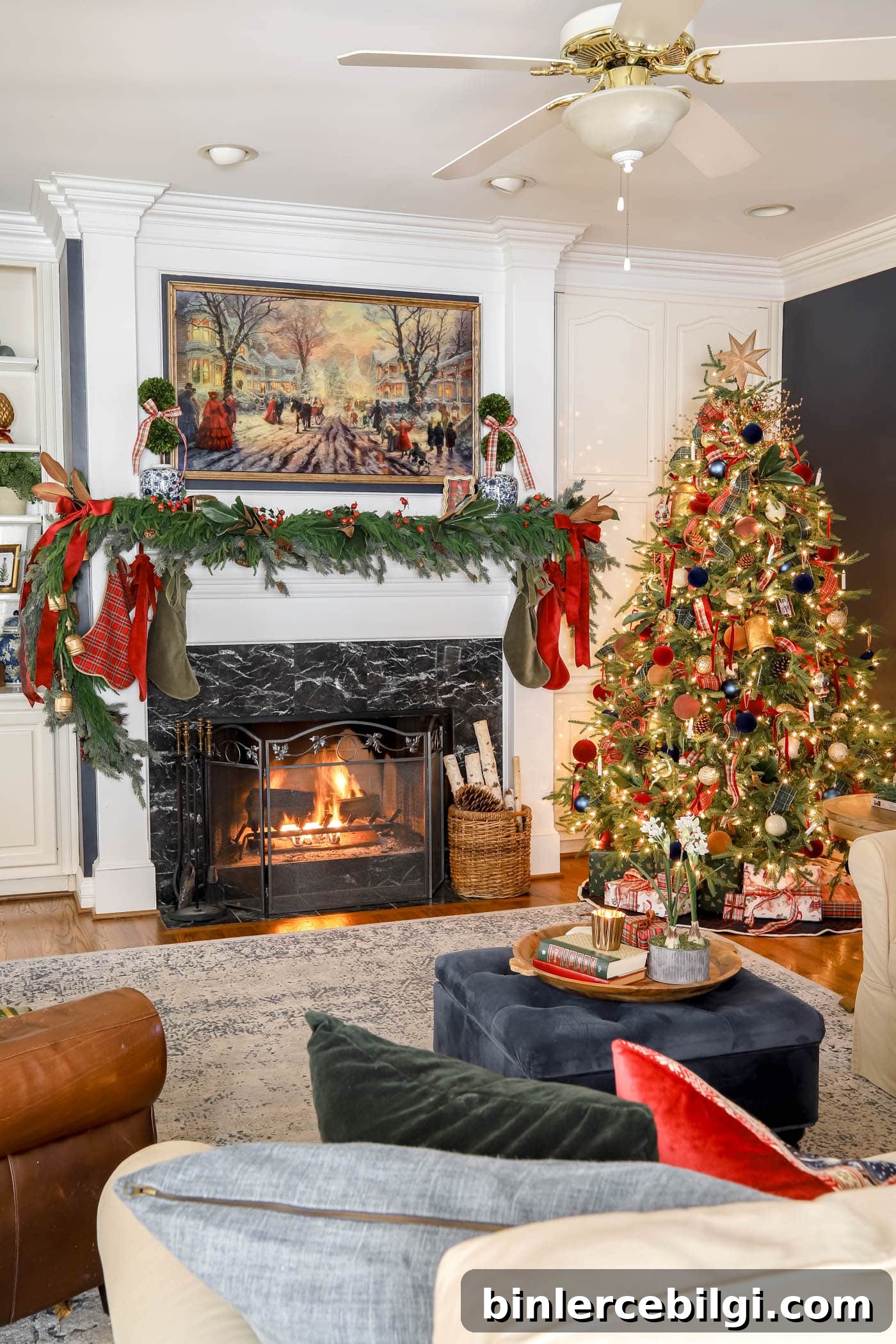 classic Ralph Lauren-Inspired Christmas decor in the living room.