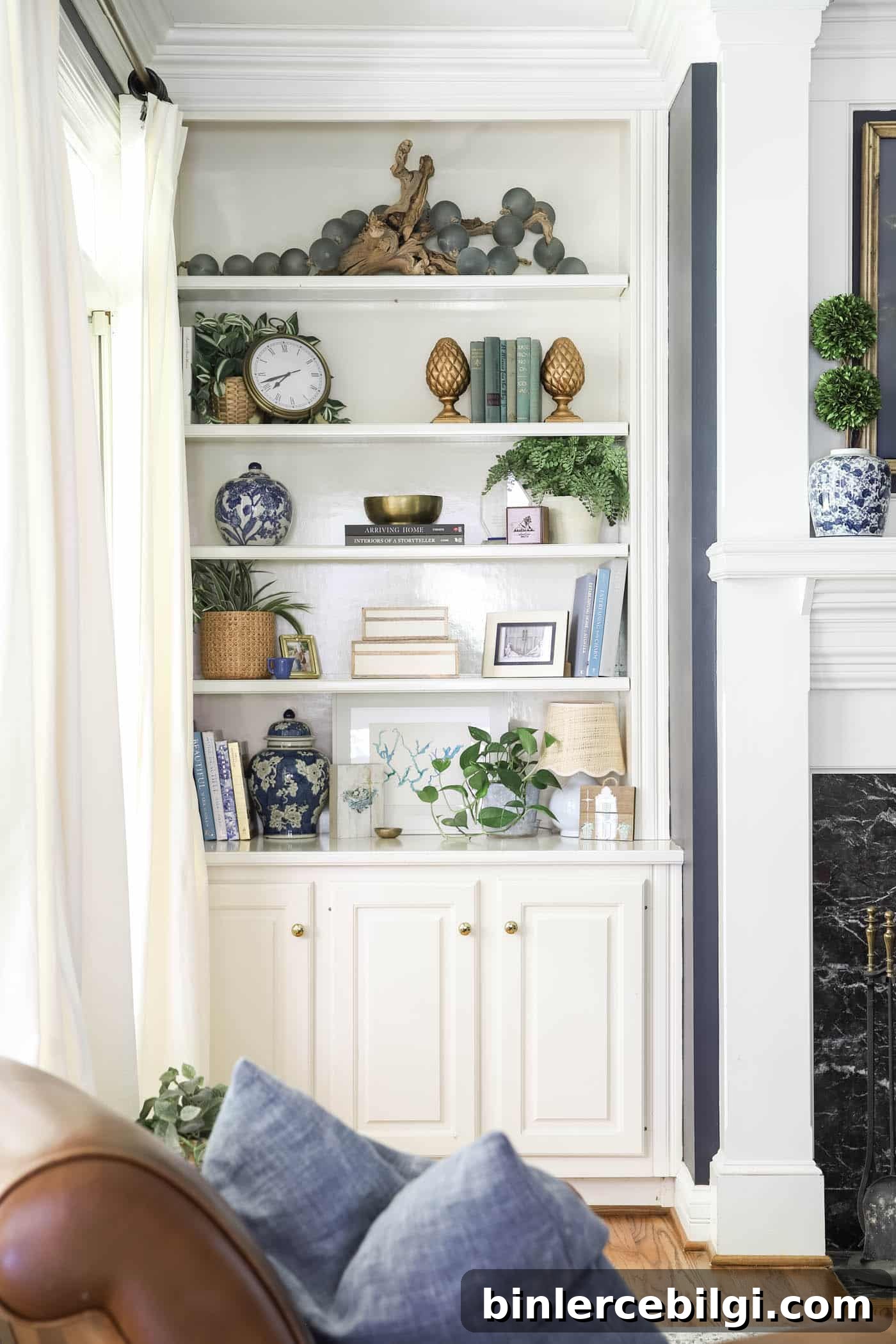built-in bookshelves