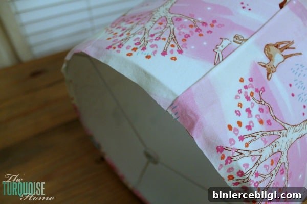 How to Make a Custom Lamp Shade | TheTurquoiseHome.com