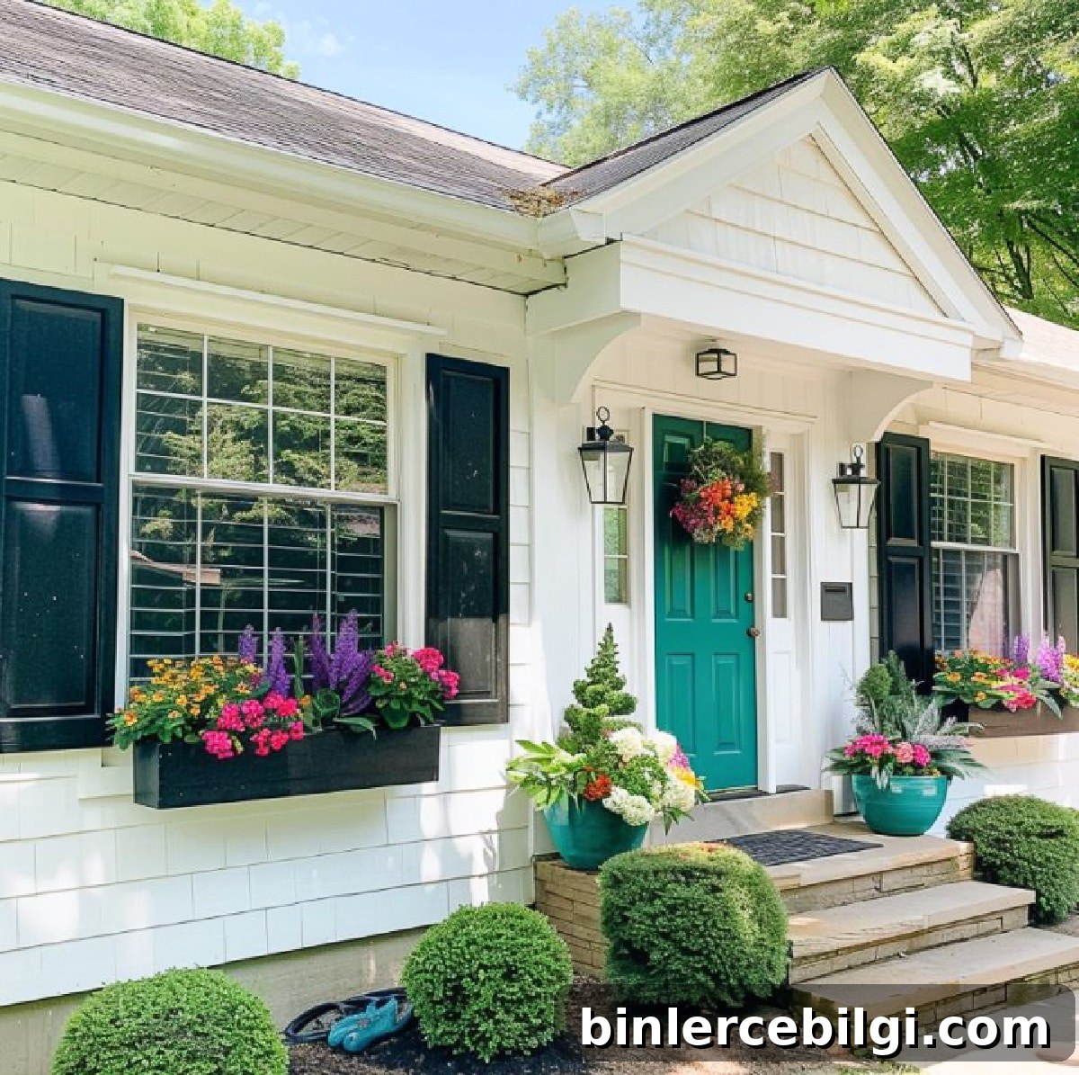 Tips for decorating a small front porch