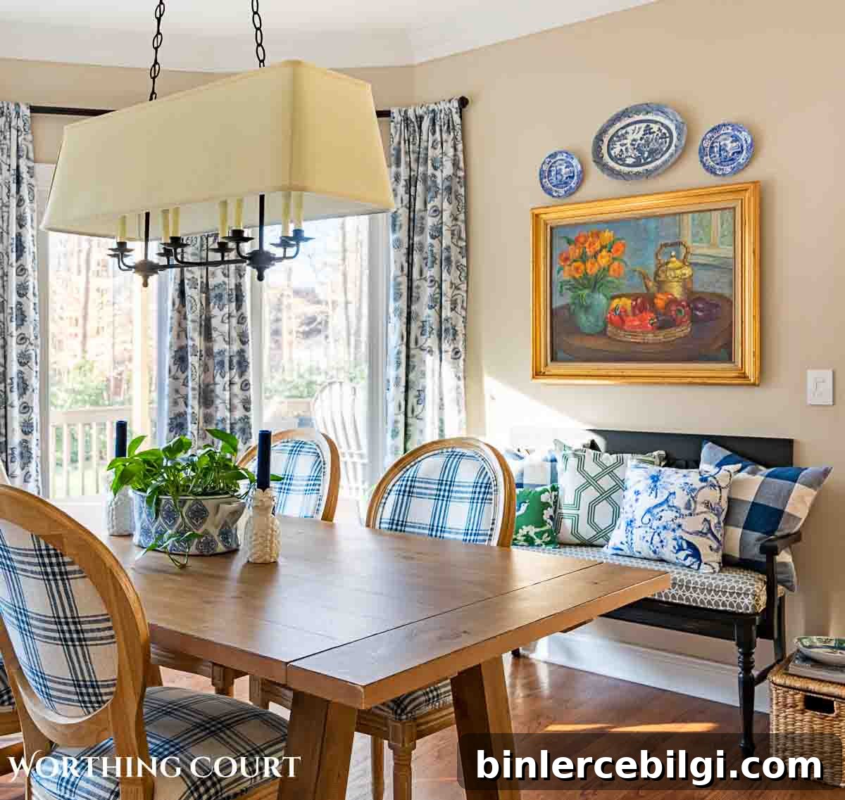 dining room with interior designer