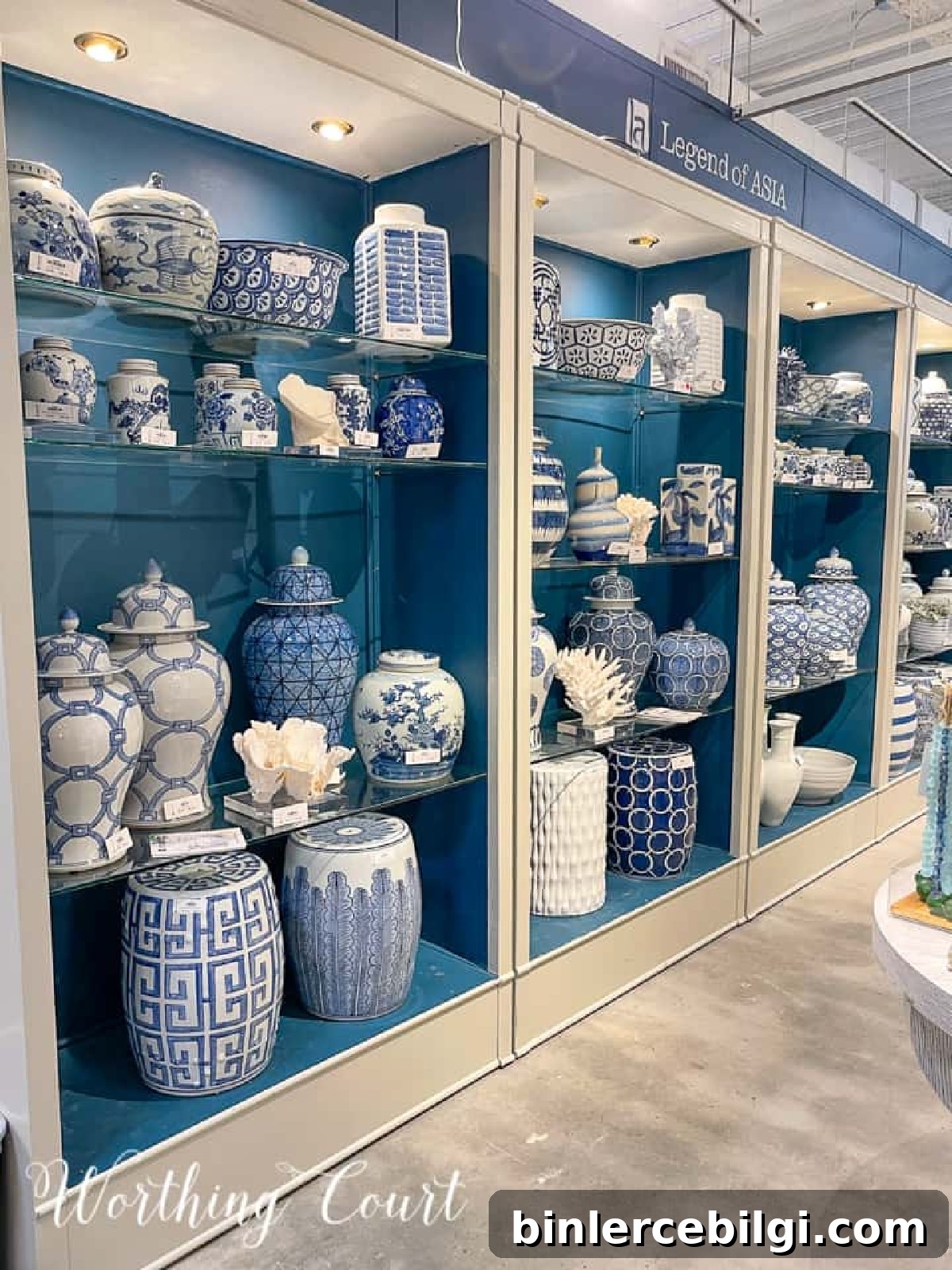 what it's like to visit a furniture market.