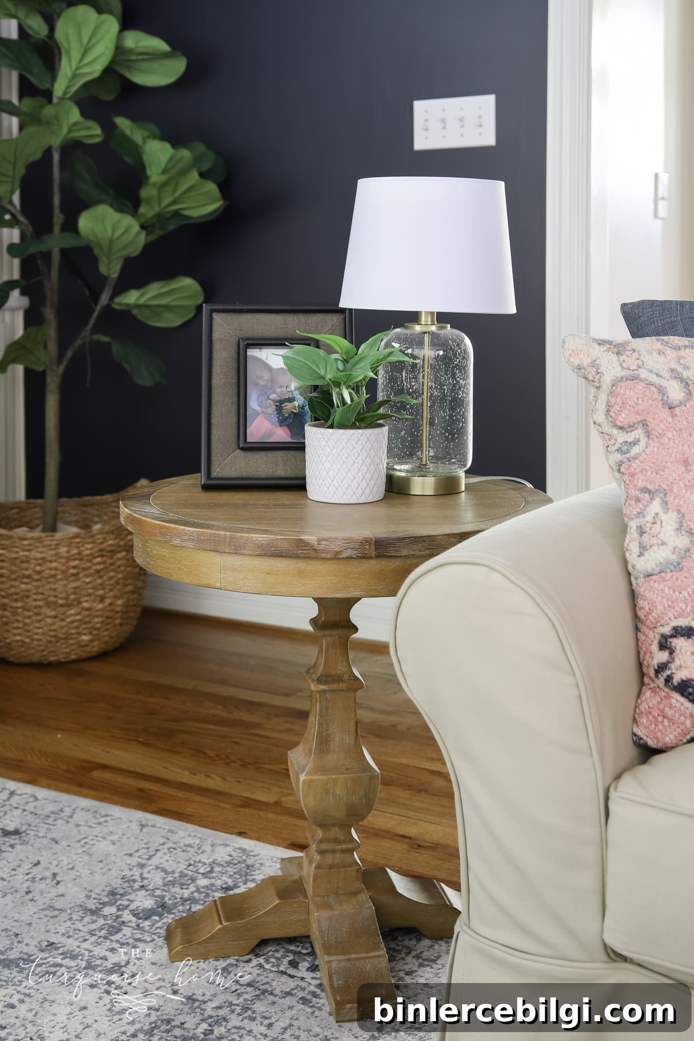 how to style an end table