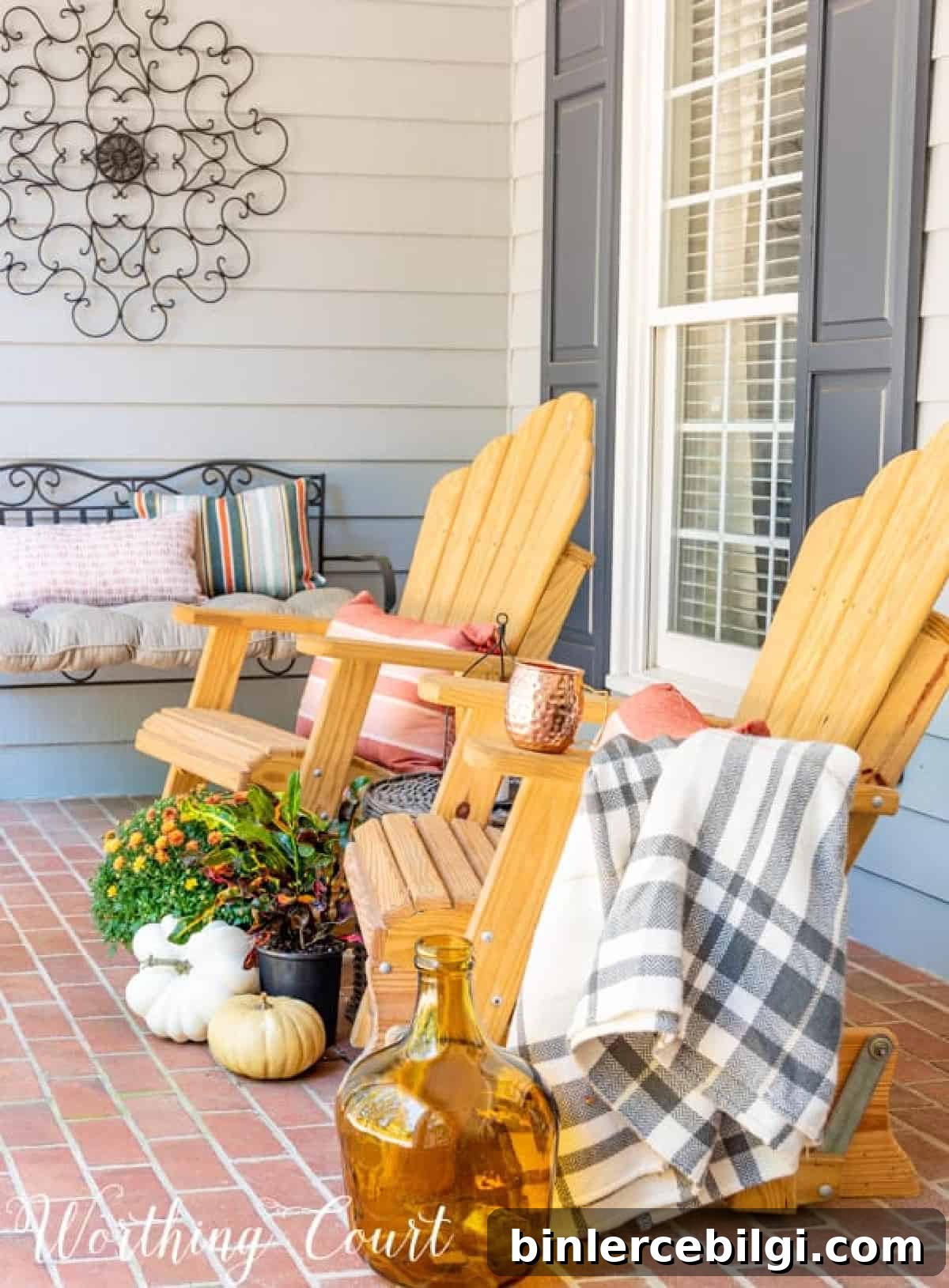front porch fall decorating